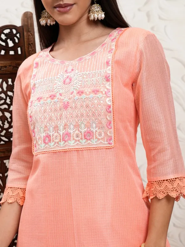 Vishudh Women Coral Embroidered Kurta With Trousers