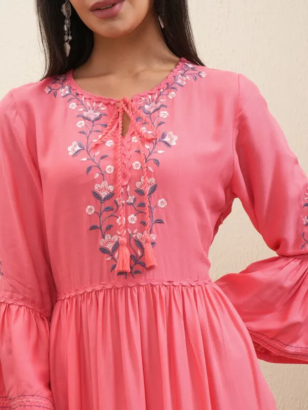 Vishudh Women Coral Embroidered Fit and Flare Dress