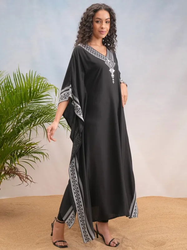 Embroidered Kaftan Top