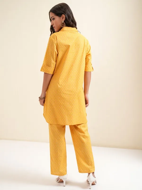 Vishudh Women Mustard Tunic With Palazzos Co-Ords