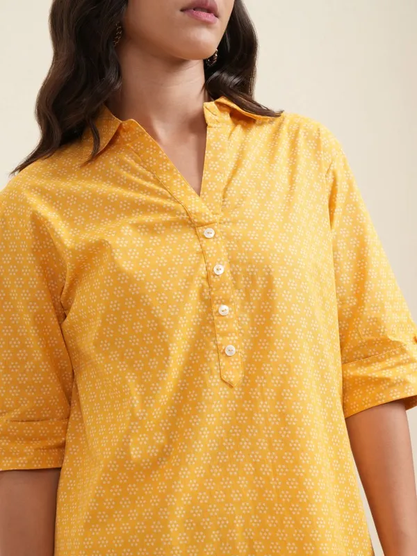 Vishudh Women Mustard Tunic With Palazzos Co-Ords