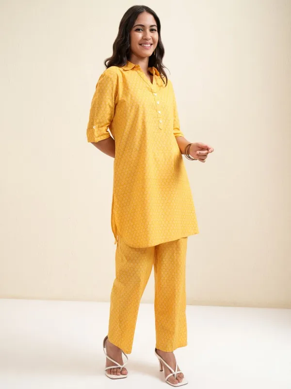 Vishudh Women Mustard Tunic With Palazzos Co-Ords