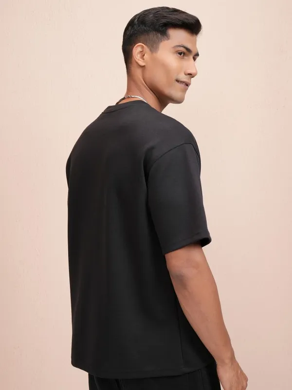 Locomotive Men Black Printed Oversized Fit T-Shirt