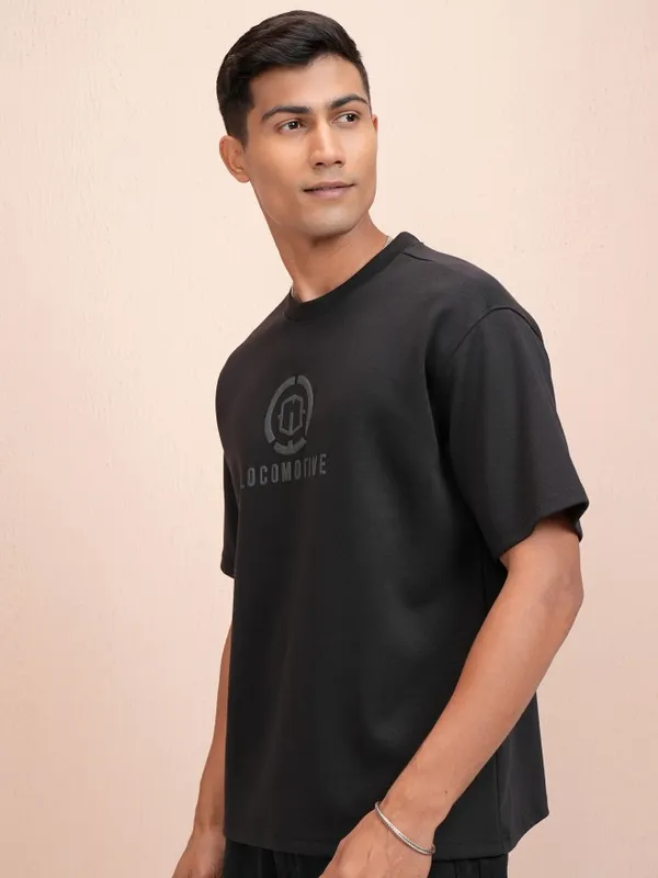Locomotive Men Black Printed Oversized Fit T-Shirt