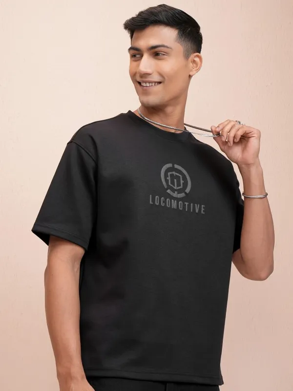 Locomotive Men Black Printed Oversized Fit T-Shirt