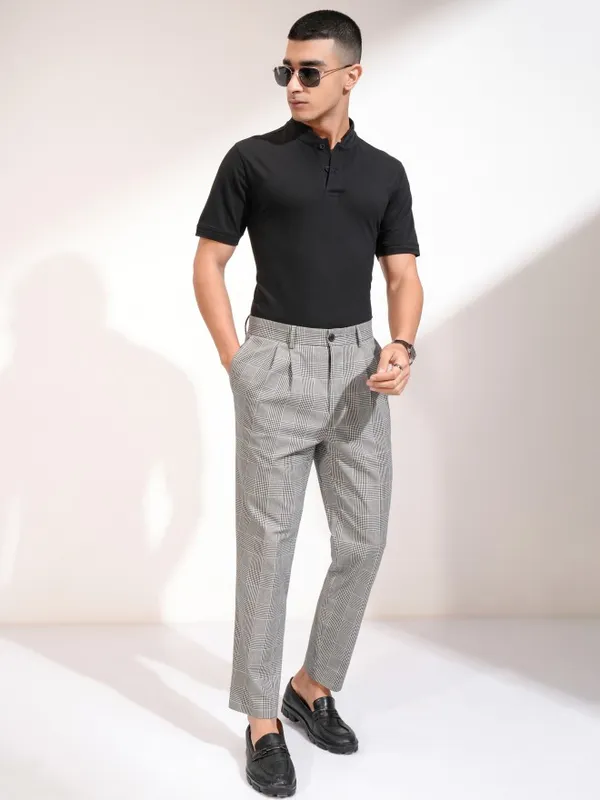 Highlander Men Black Self Design Henley Neck Slim Fit T-Shirt