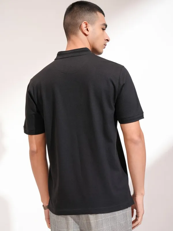 Highlander Men Black Self Design Henley Neck Slim Fit T-Shirt