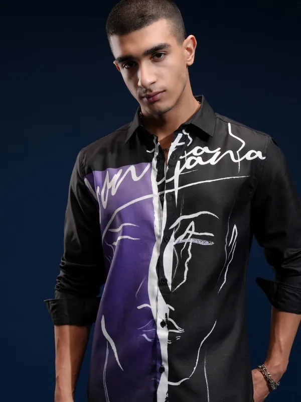 Highlander Men Black Printed Regular Fit Casual Shirt