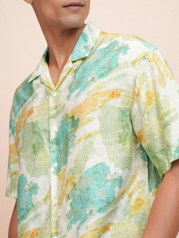 Locomotive Men Yellow Printed Oversized Fit Casual Shirt