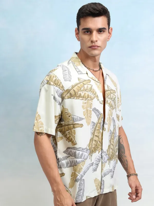 Highlander Men Mustard Printed Oversized Fit Casual Shirt