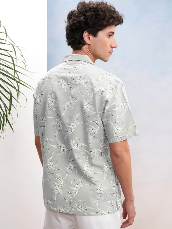 Highlander Men Green Printed Relaxed Fit Casual Shirt