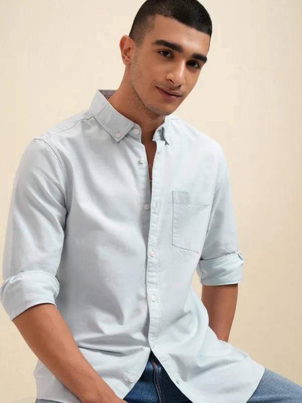 Highlander Men Blue Solid Regular Fit Casual Shirt