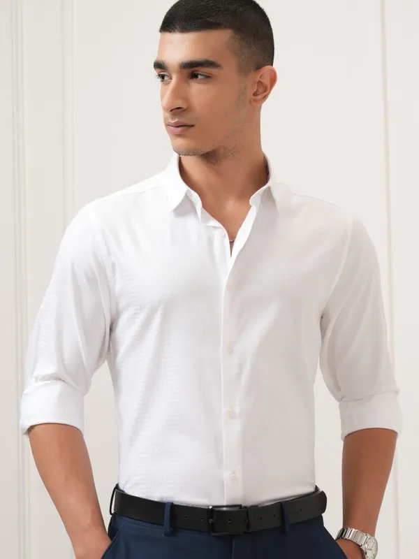 Highlander Men White Striped Slim Fit Casual Shirt