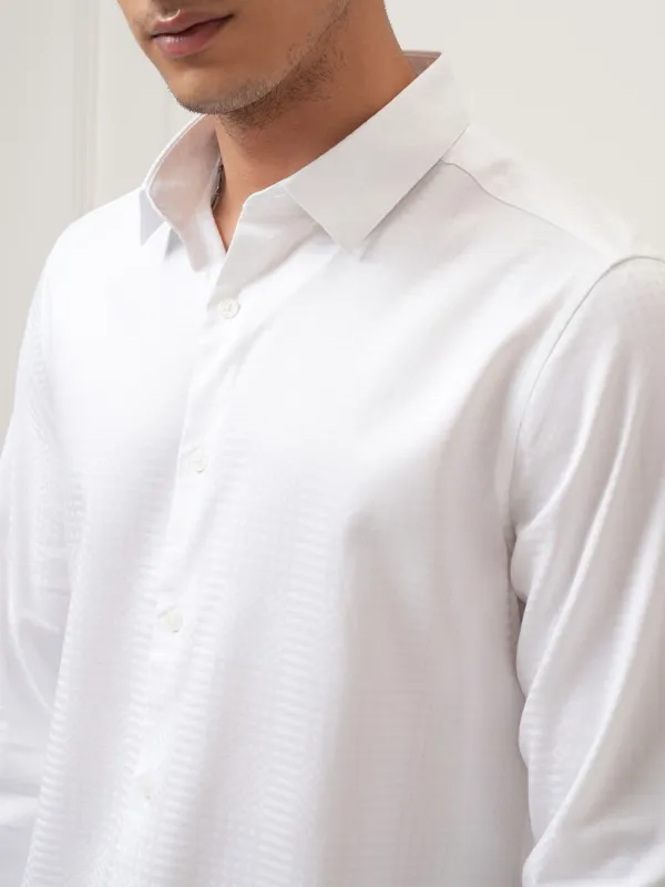 Highlander Men White Striped Slim Fit Casual Shirt