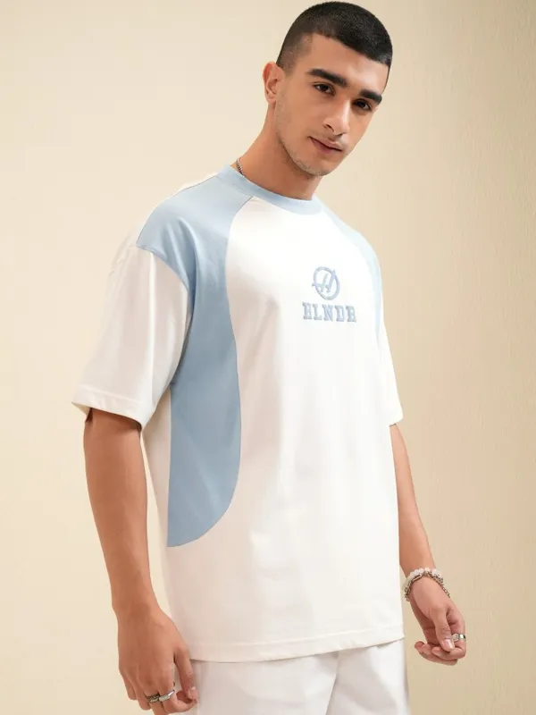 Highlander Men Off White Printed Round Neck Oversized Fit T-Shirt