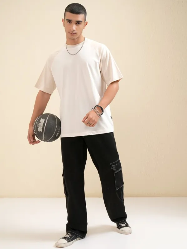 Highlander Men Off White Printed Round Neck Oversized Fit T-Shirt