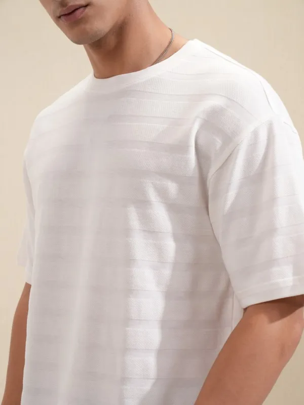 Highlander Men White Textured Round Neck Oversized Fit T-Shirt