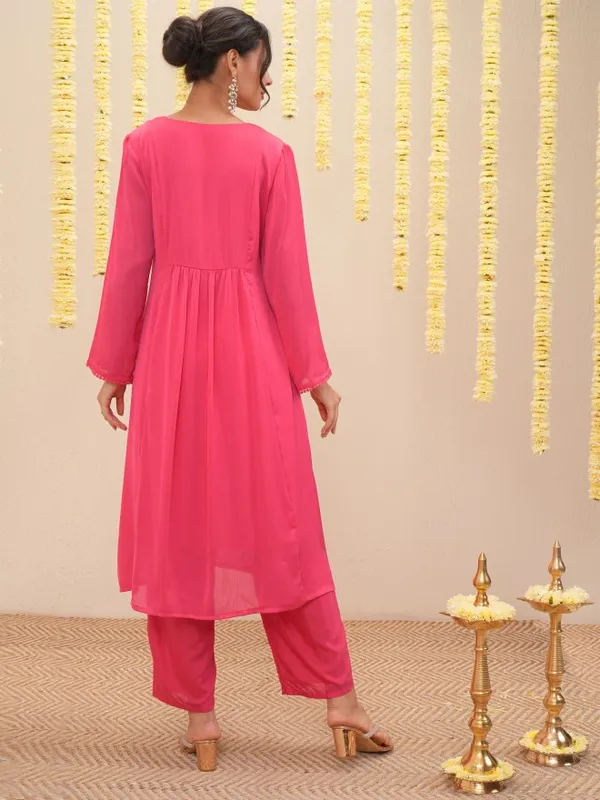 Vishudh Women Magenta Solid A-Line Kurta