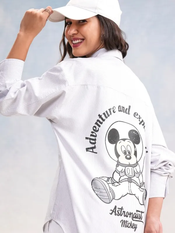 Disney By Tokyo Talkies Women Grey Mickey Mouse Printed Casual Shirt