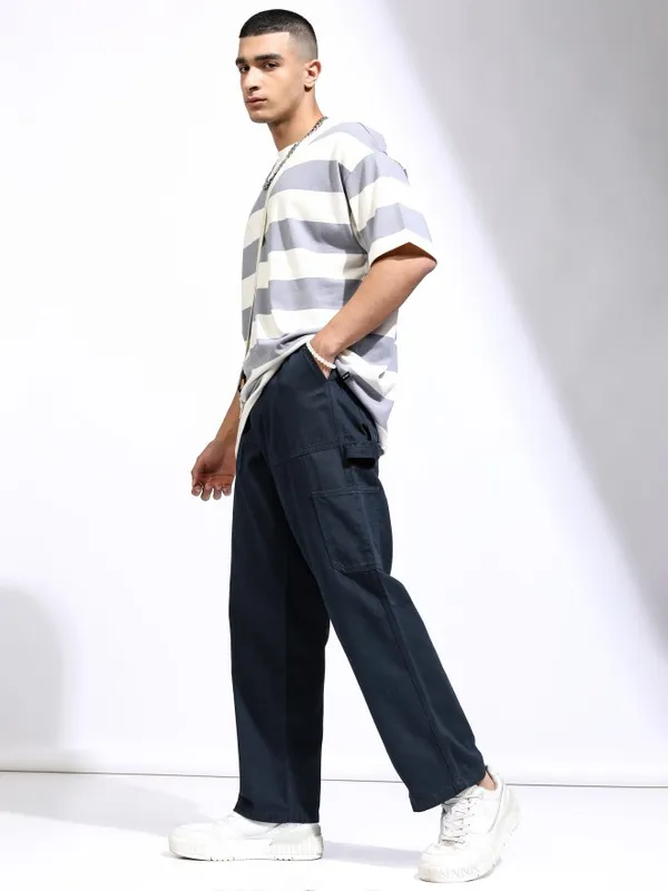 Highlander Men Blue Straight Fit Solid Cargos
