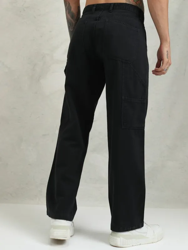 Highlander Men Black Straight Fit Solid Cargos