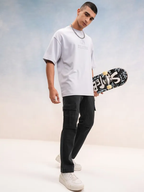 Highlander Men Black Straight Fit Solid Cargos