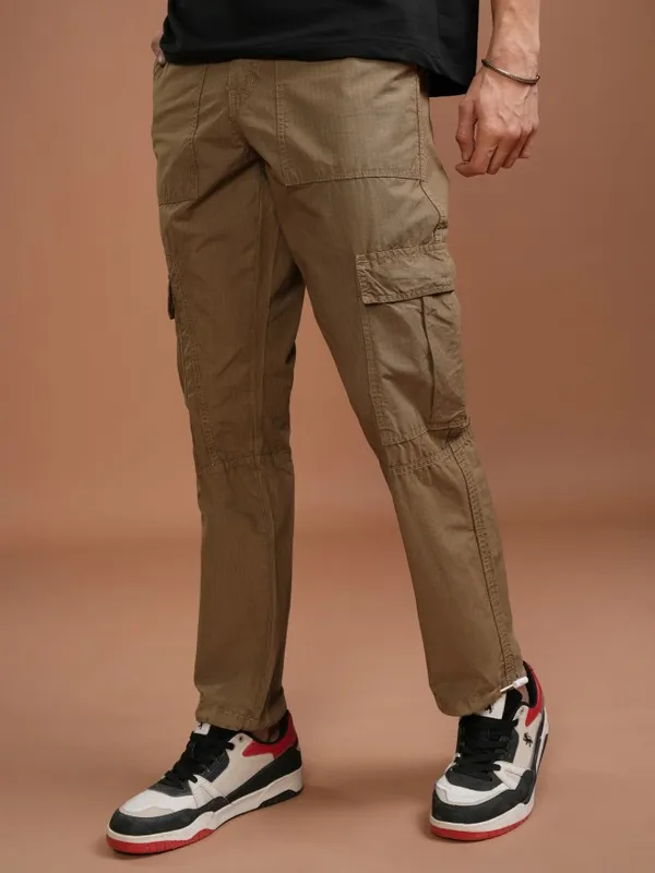 Highlander Men Brown Straight Fit Solid Cargo