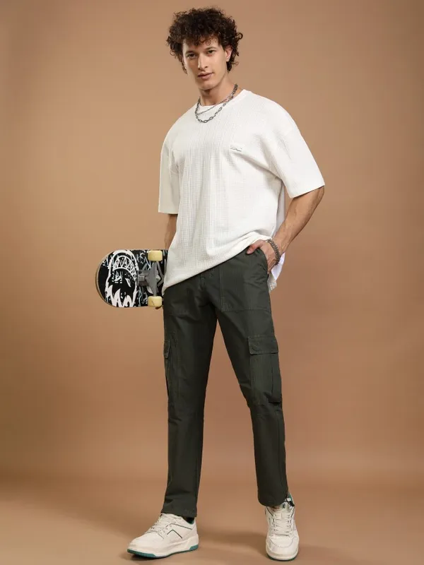 Highlander Men Olive Straight Fit Solid Cargos