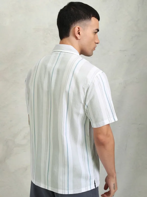 Men Relaxed Fit Casual Shirt
