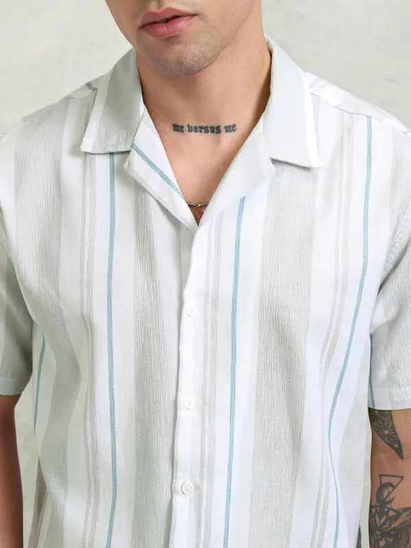 Men Relaxed Fit Casual Shirt