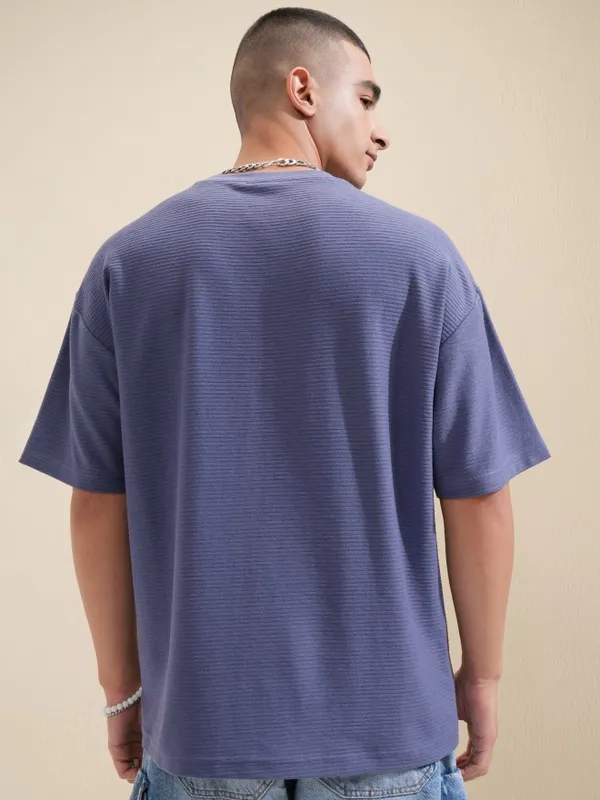 Highlander Men Purple Solid Round Neck Oversized Fit T-Shirt