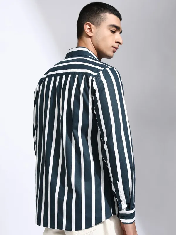 Highlander Men Teal Striped Regular Fit Casual Shirt