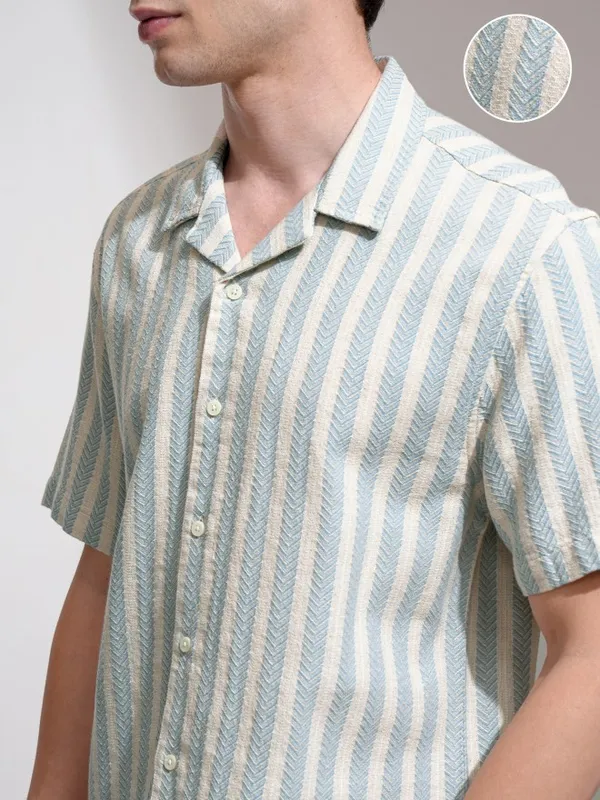 Highlander Men Beige Striped Relaxed Fit Casual Shirt