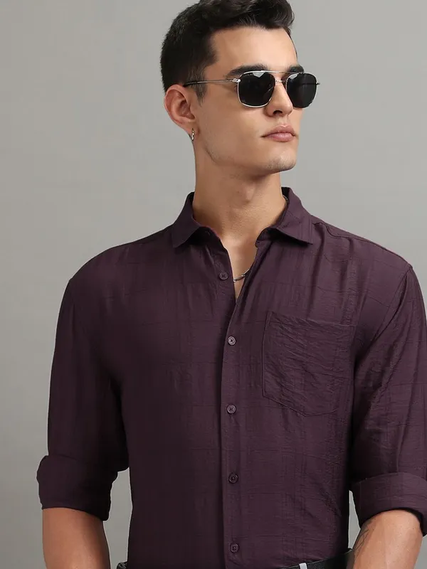Highlander Men Purple Textured Relaxed Fit Casual Shirt