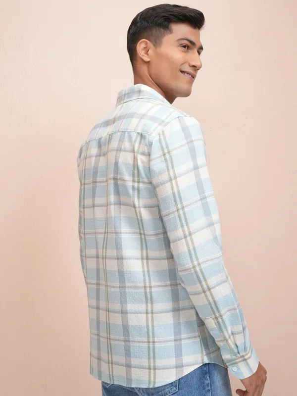 Locomotive Men Cream Checked Regular Fit Casual Shirt