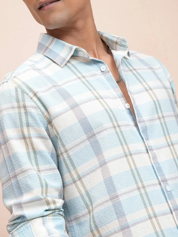 Locomotive Men Cream Checked Regular Fit Casual Shirt