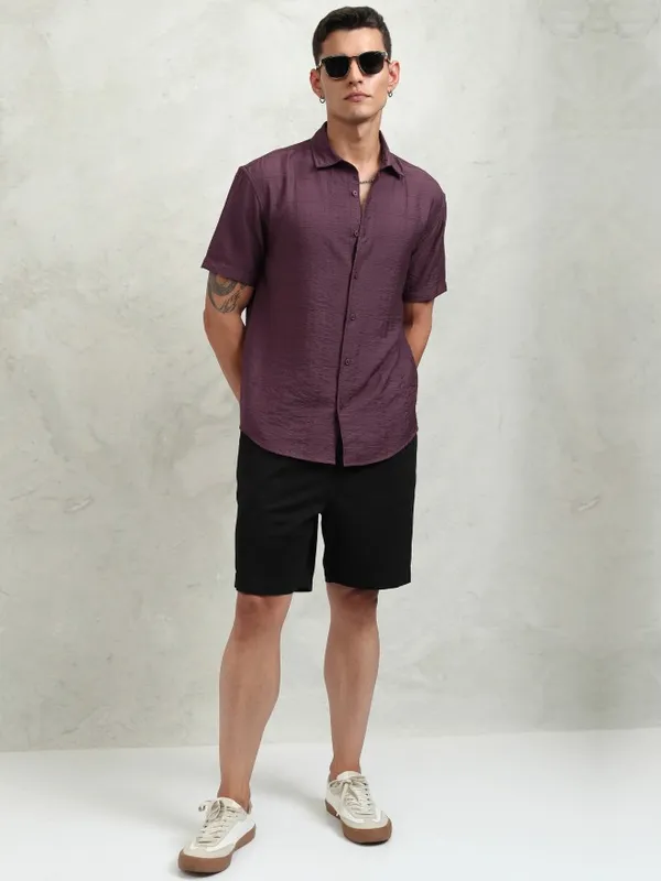 Highlander Men Purple Textured Relaxed Fit Casual Shirt