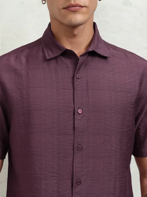 Highlander Men Purple Textured Relaxed Fit Casual Shirt