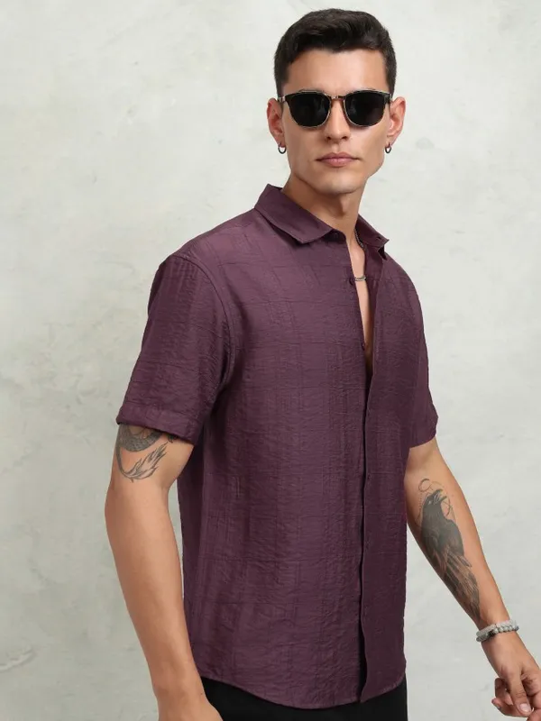 Highlander Men Purple Textured Relaxed Fit Casual Shirt