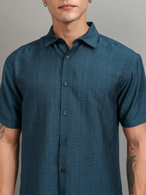 Highlander Men Teal Textured Relaxed Fit Casual Shirt