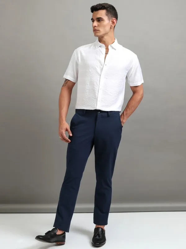 Highlander Men White Textured Relaxed Fit Casual Shirt