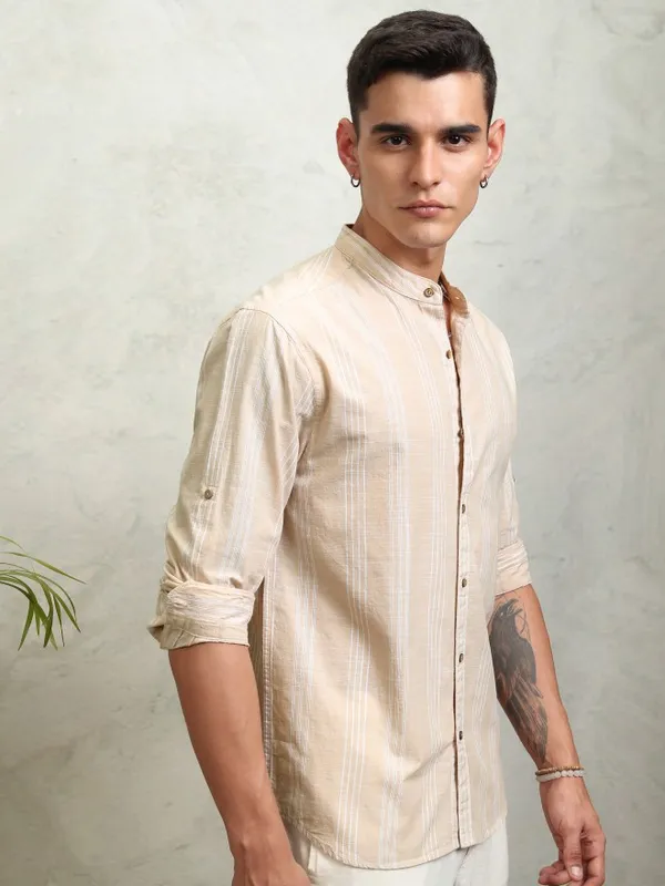 Highlander Men Beige Striped Relaxed Fit Casual Shirt