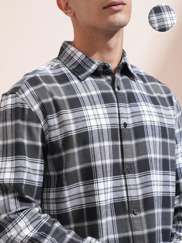 Highlander Men Black Checked Relaxed Fit Casual Shirt