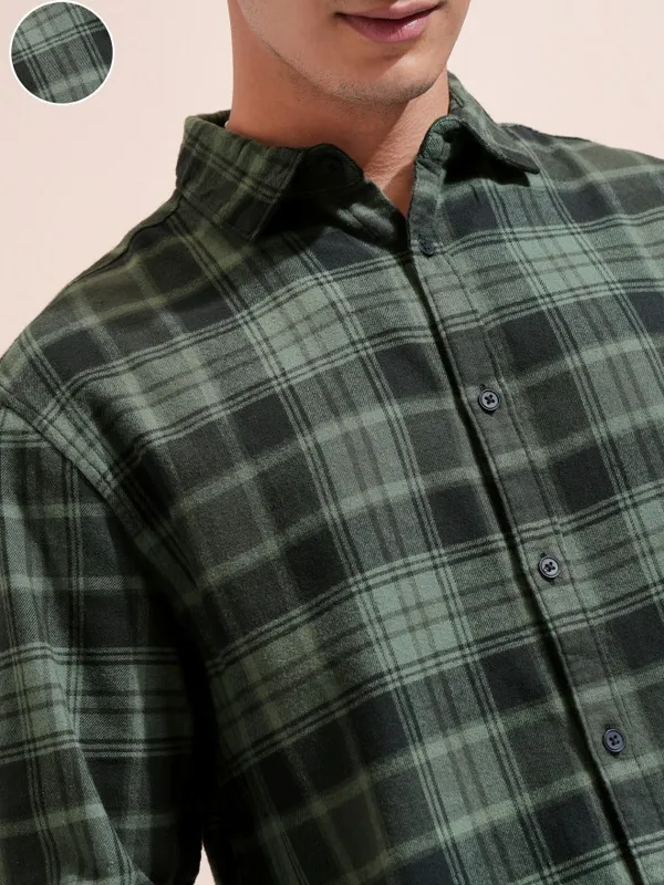 Highlander Men Green Checked Relaxed Fit Casual Shirt