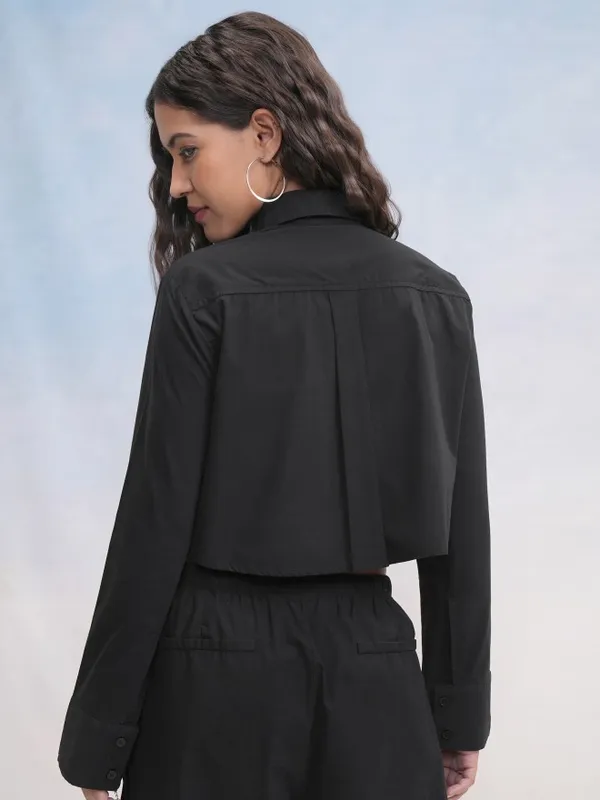 Tokyo Talkies Women Black Solid Casual Shirt