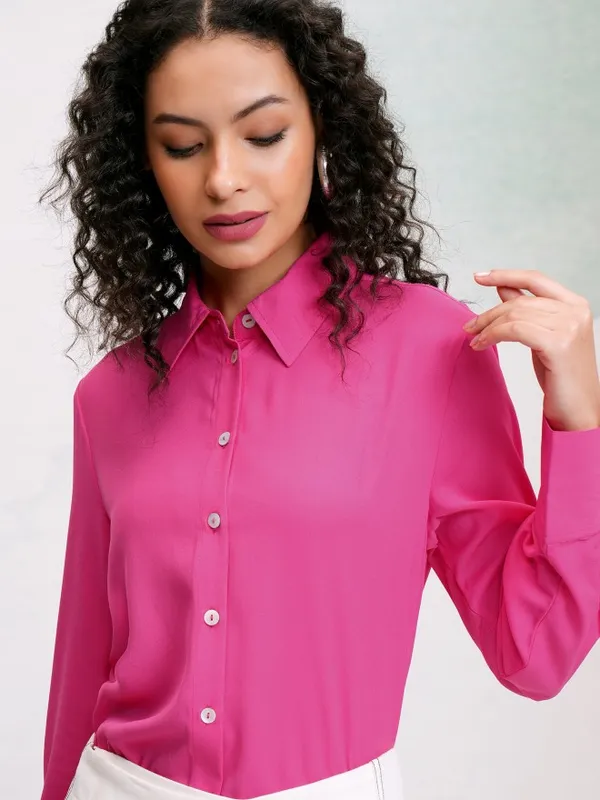 Tokyo Talkies Women Pink Solid Casual Shirt