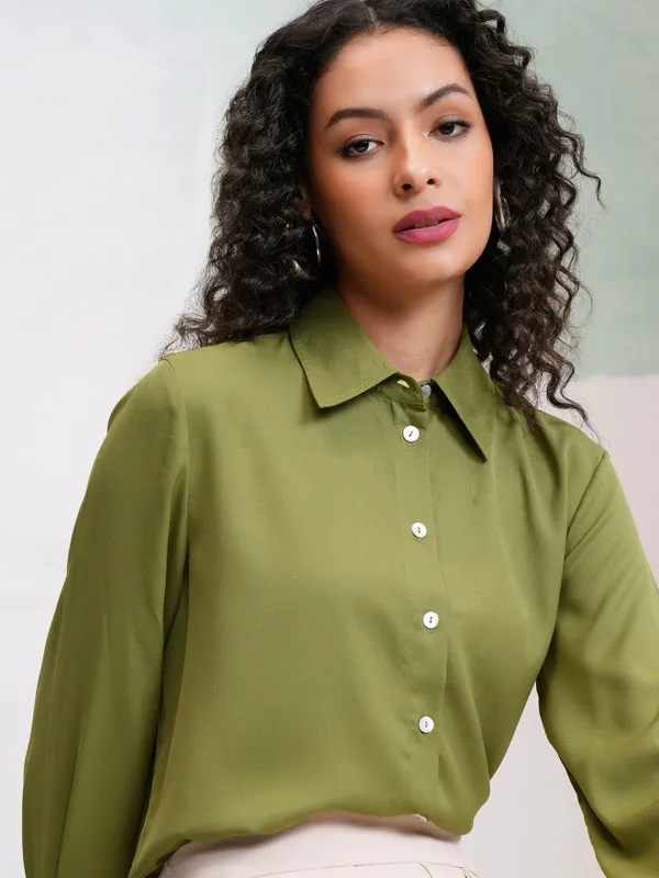 Tokyo Talkies Women Olive Solid Casual Shirt