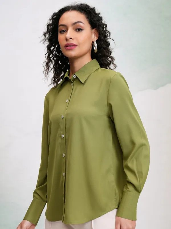 Tokyo Talkies Women Olive Solid Casual Shirt