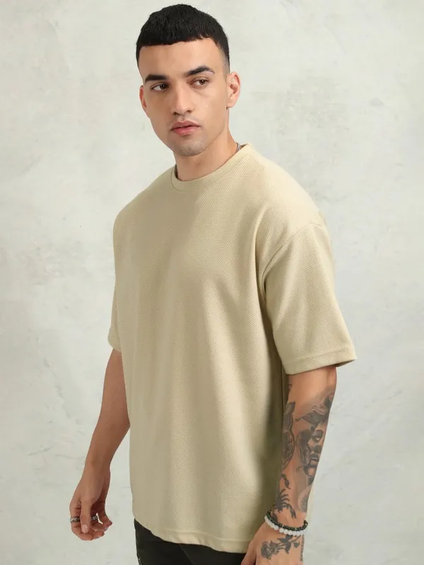 Highlander Men Cream Self Design Round Neck Oversized Fit T-Shirt