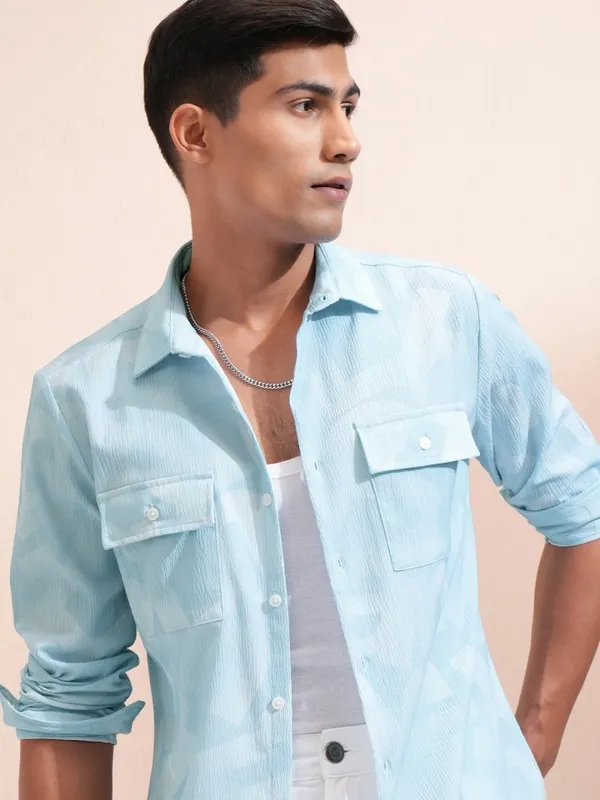 Highlander Men Blue Printed Regular Fit Casual Shirt